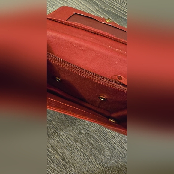 Vintage Red Leather Orvis Shoulder Purse Clutch With Removable Straps - Picture 4 of 10